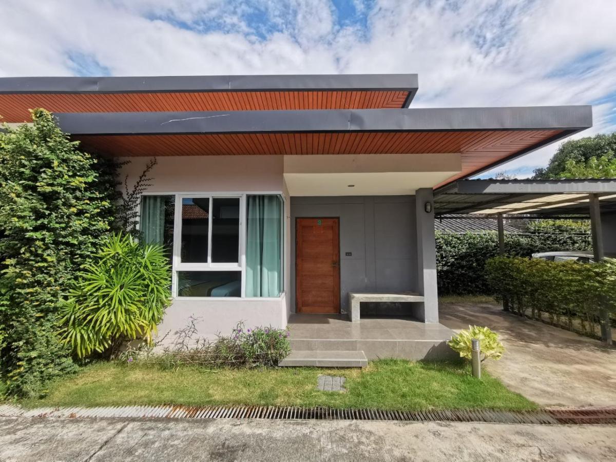 Smile Resort Sriracha Si Racha Ngoại thất bức ảnh